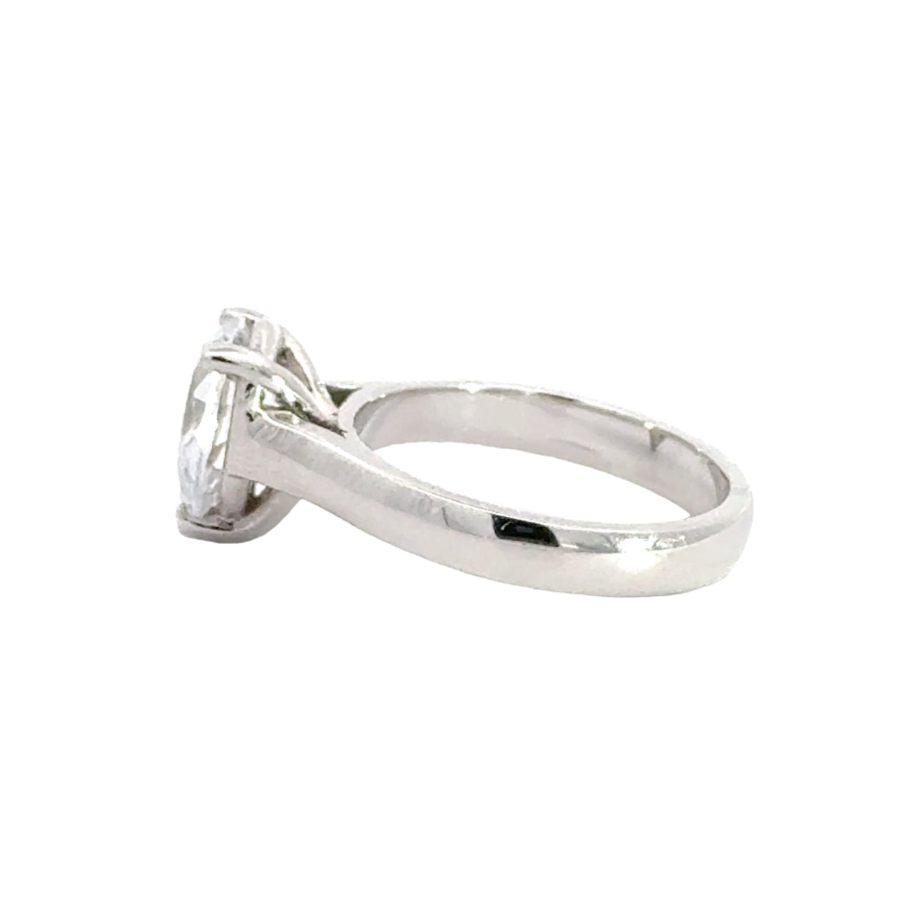 2 carat lab diamond engagement ring